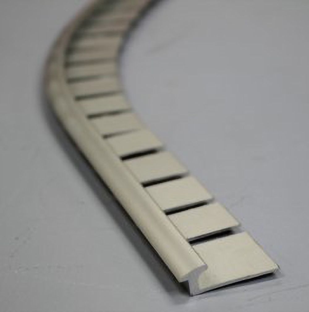 DT023